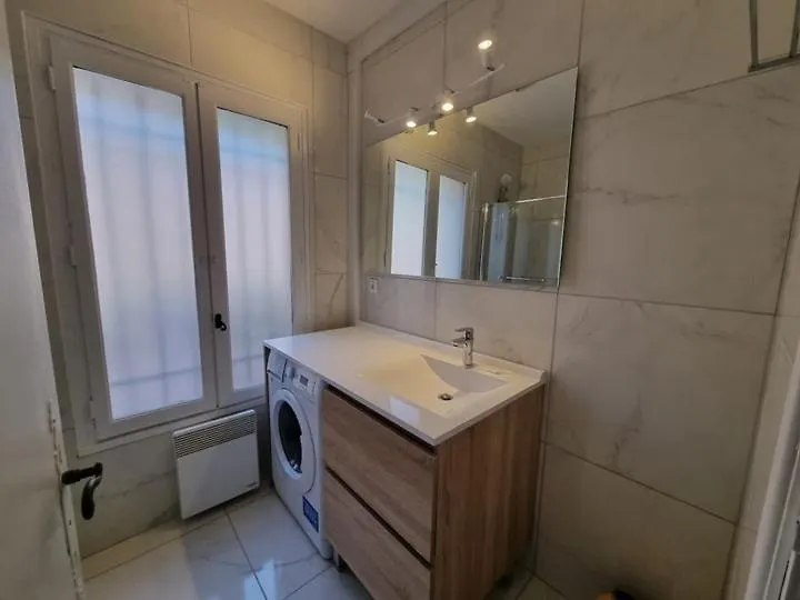 Apartment Sea View Flat 5 Minutes From The Beach Theoule-sur-Mer France